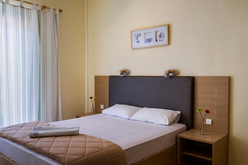 Nepheli Apartments And Studios Paralía 部屋 写真
